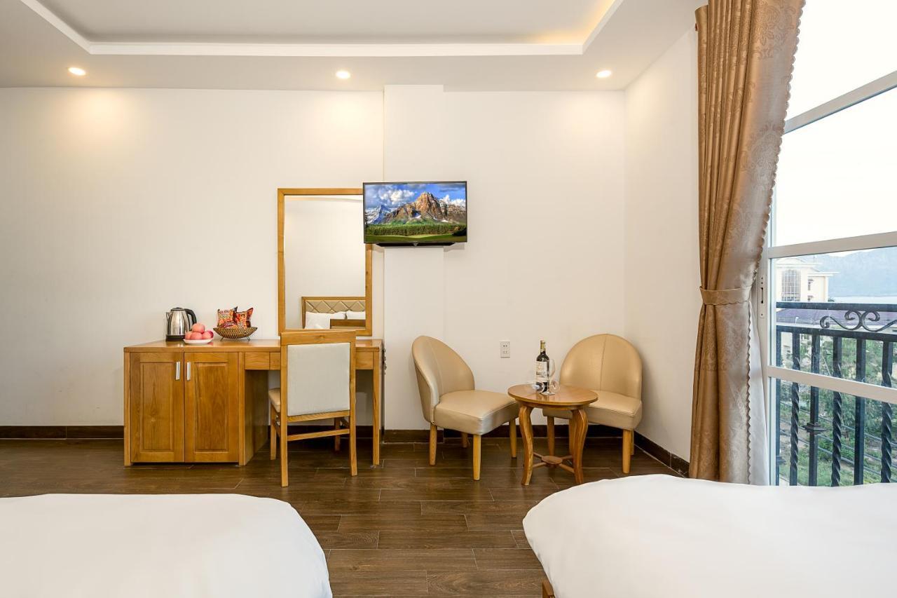 Hidden Hotel Danang Exterior photo